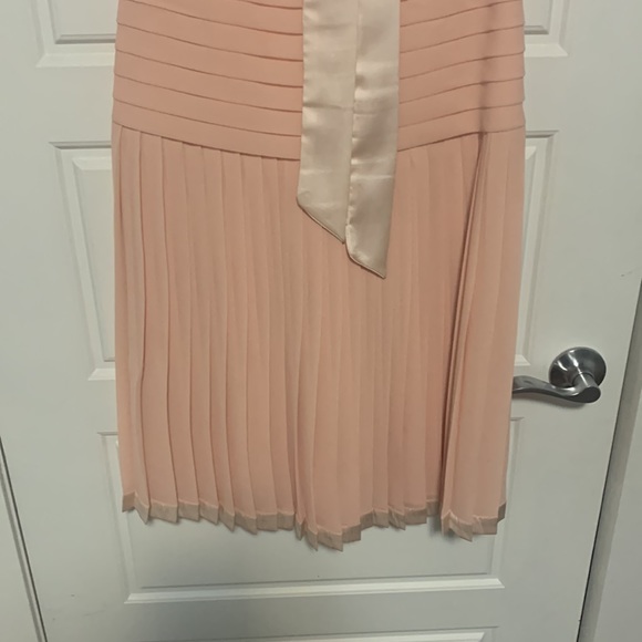 Lanu pink elegant pleated midi dress size 2 - Picture 3 of 7